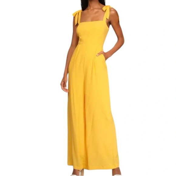 Lulus NEW Sunny Sweetness Yellow Coquette Crepe Woven Wide Leg Jumpsuit Size S - Picture 1 of 13